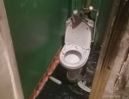 В Заволжске оплавившаяся из-за непотушенной сигареты водопроводная труба спасла квартиру от пожара